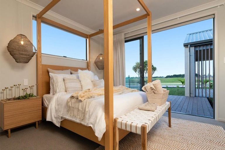 Photo of property in 3 Tavarnya Way, Patumahoe, Pukekohe, 2679