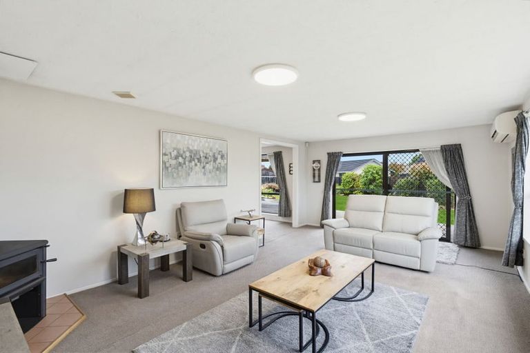 Photo of property in 9 Glenys Place, Broomfield, Christchurch, 8042