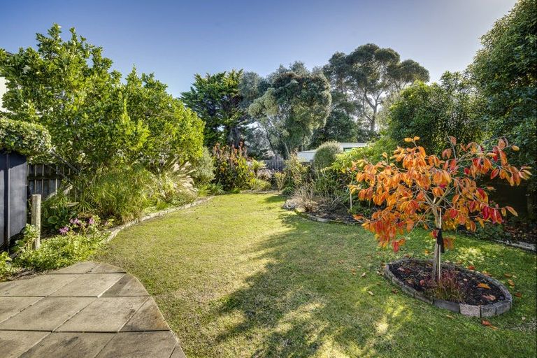 Photo of property in 5 Anthony Place, Bay View, Napier, 4104