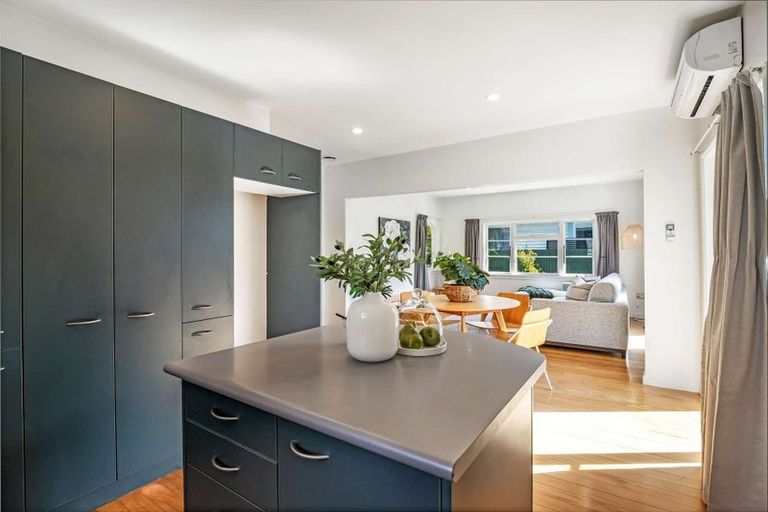 Photo of property in 54 Forfar Street, St Albans, Christchurch, 8014