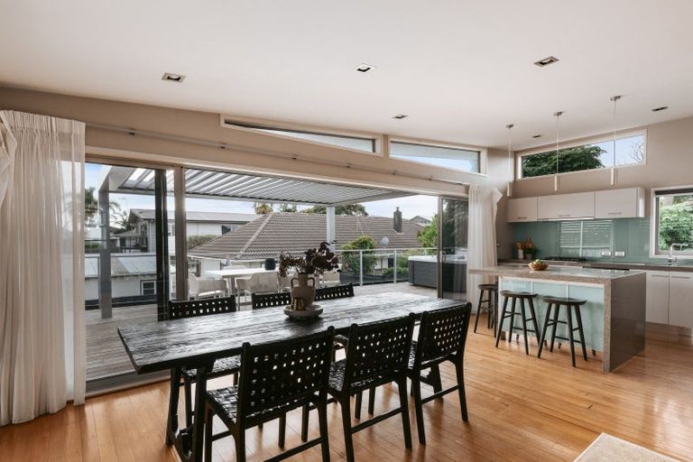 Photo of property in 13 Tay Street, Mount Maunganui, 3116