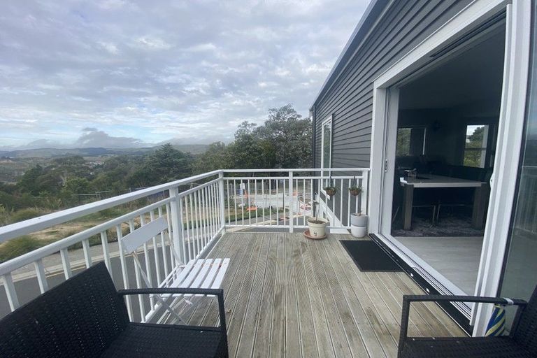 Photo of property in 1 Kopua Place, Whitby, Porirua, 5024