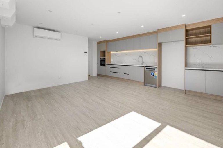 Photo of property in 18 Nanjing Road, Pukekohe, 2120