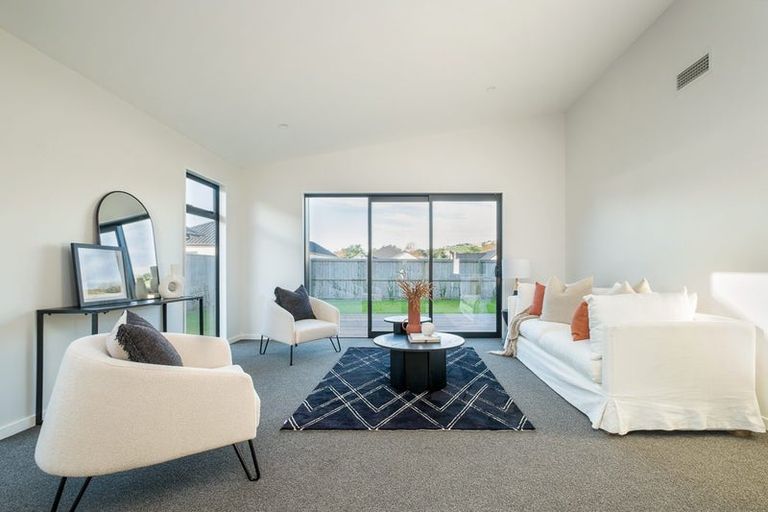 Photo of property in 32 Withers Crescent, Halswell, Christchurch, 8025