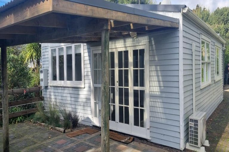 Photo of property in 195 Riverhead Road, Kumeu, 0892