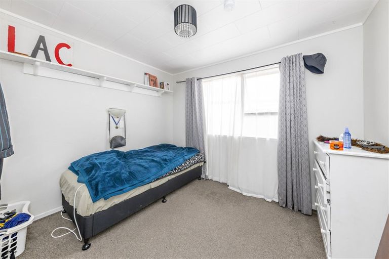 Photo of property in 24 Carter Place, Manurewa, Auckland, 2102