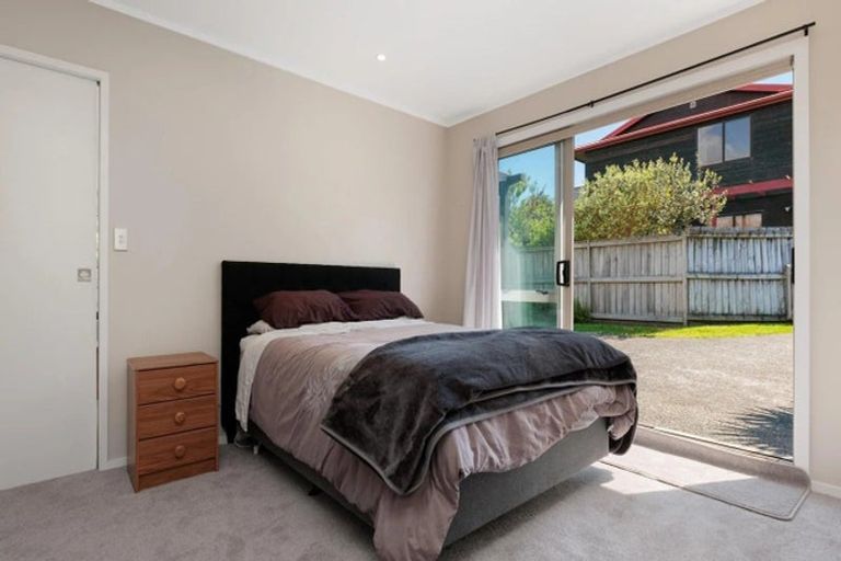 Photo of property in 128b Karewa Parade, Papamoa Beach, Papamoa, 3118