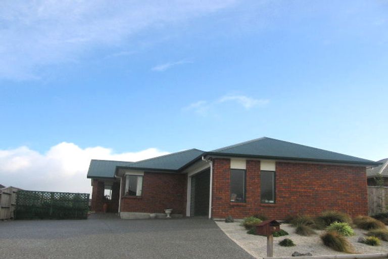 Photo of property in 9 Brookside Close, Highbury, Palmerston North, 4412