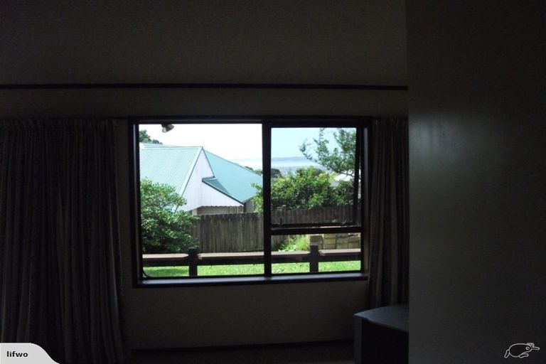 Photo of property in 22 Callender Place, Shelly Park, Auckland, 2014
