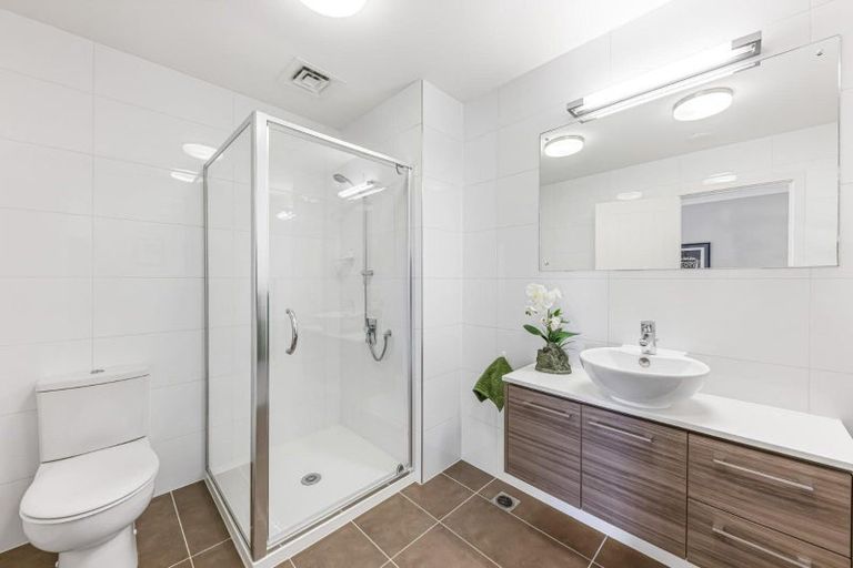 Photo of property in 72 Landmark Terrace, Orewa, 0931