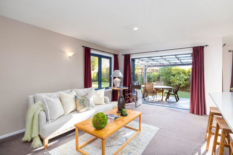 Photo of property in 8 Mull Place, Broomfield, Christchurch, 8042