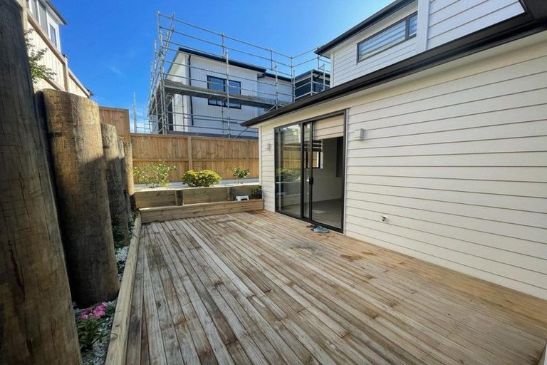 Photo of property in 4 La Bella Road, Hobsonville, Auckland, 0616