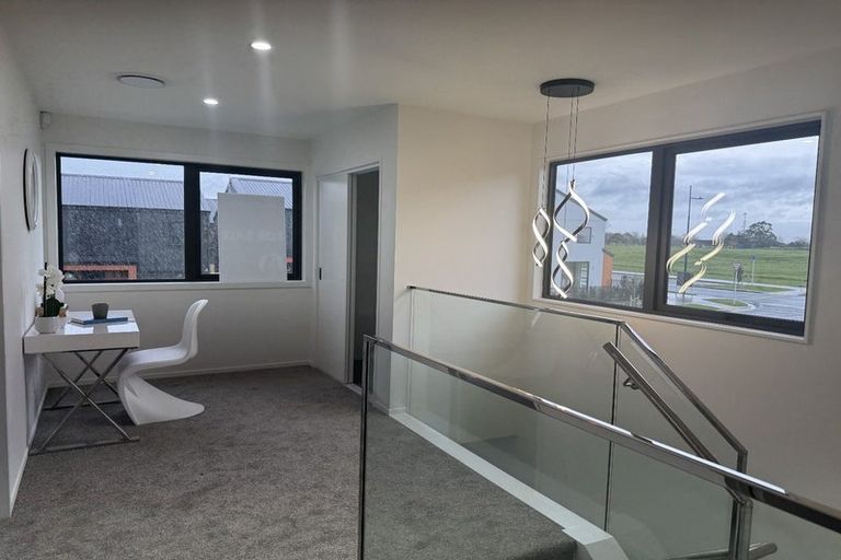 Photo of property in 14 Murray Grey Lane, Karaka, 2580