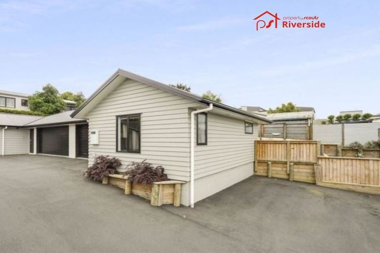 Photo of property in 3/142 Forest Lake Road, Forest Lake, Hamilton, 3200