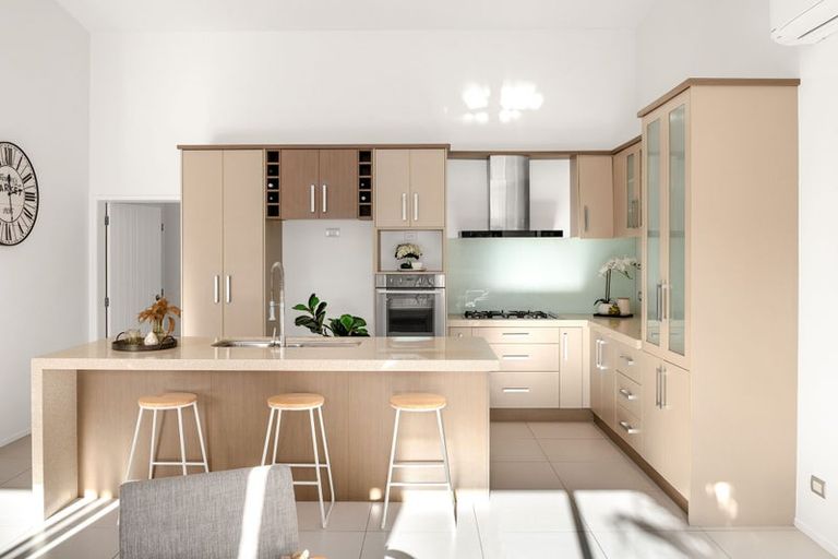 Photo of property in 106 Saint James Drive, Huntington, Hamilton, 3210