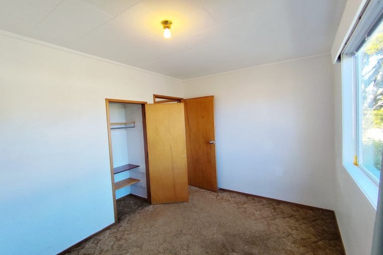 Photo of property in 51 Bodi Place, Te Atatu South, Auckland, 0610