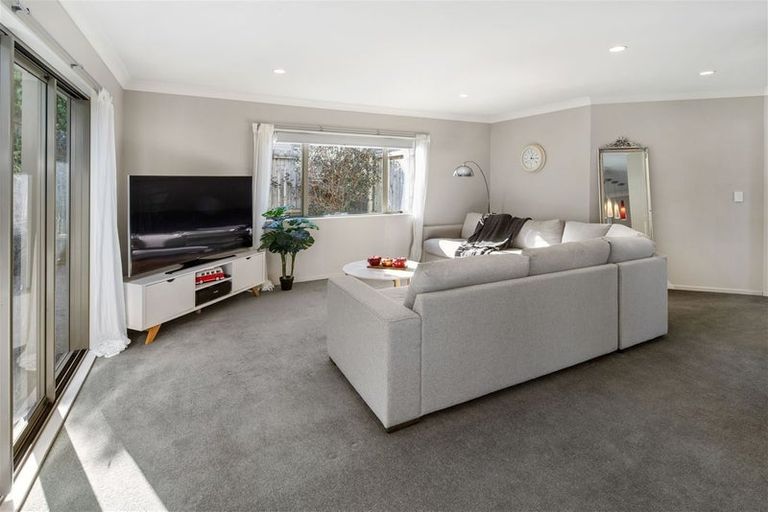 Photo of property in 14a Gifford Grove, Churton Park, Wellington, 6037
