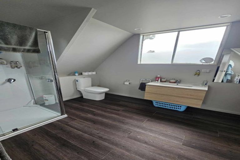 Photo of property in 35 Domett Street, Westport, 7825