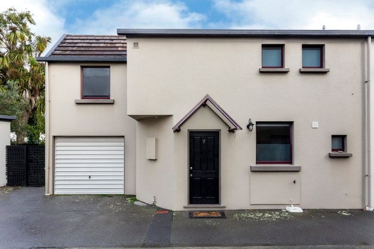 Photo of property in 7/16 Derby Street, St Albans, Christchurch, 8014