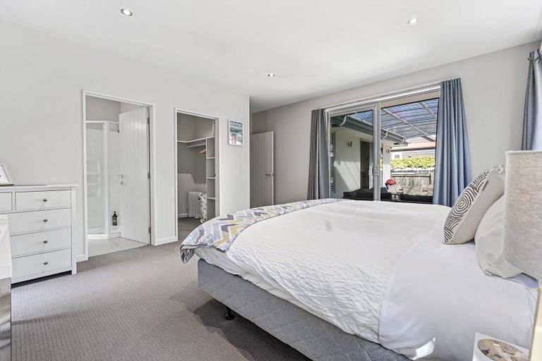 Photo of property in 60 Hedditch Street, Wanaka, 9305