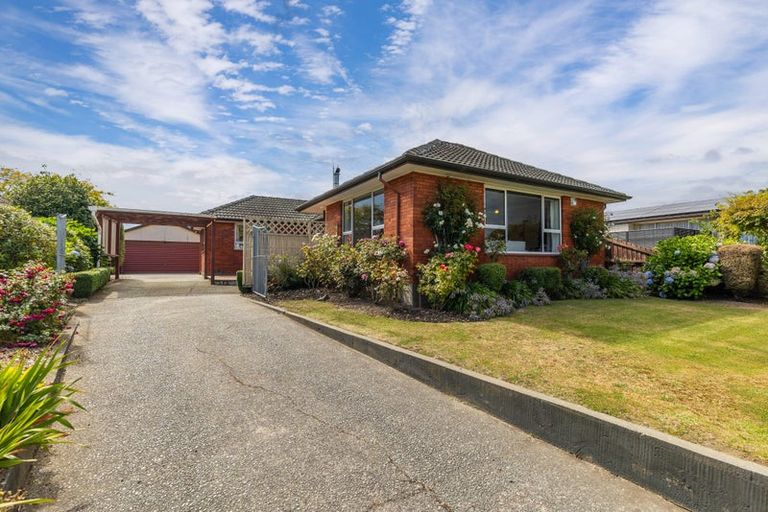 Photo of property in 36 Jenkins Avenue, Redwood, Christchurch, 8051