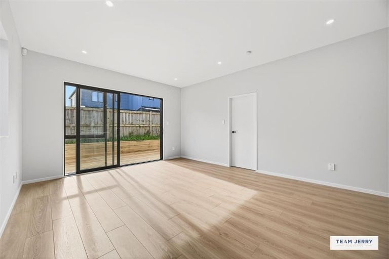 Photo of property in 13 Huringa Road, Karaka, Papakura, 2113