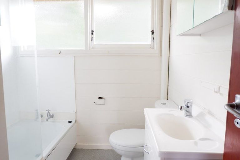 Photo of property in 6 Fox Lane, Hamilton East, Hamilton, 3216