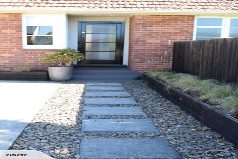 Photo of property in 2 Jutland Road, Pukekohe, 2120