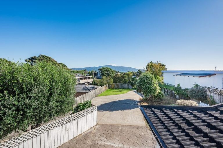 Photo of property in 8 Falla Street, Paraparaumu Beach, Paraparaumu, 5032