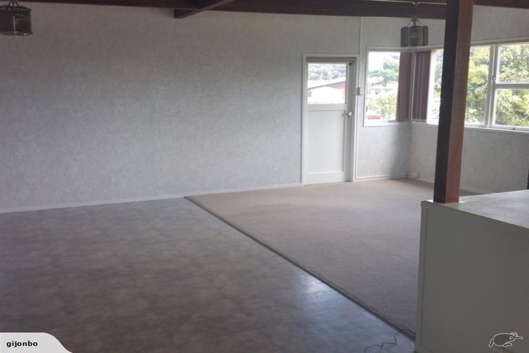 Photo of property in 488 Don Buck Road, Massey, Auckland, 0614