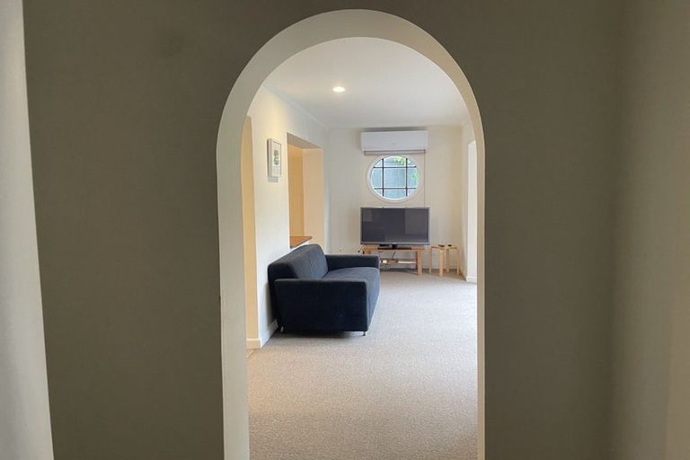 Photo of property in 317 The Terrace, Te Aro, Wellington, 6011
