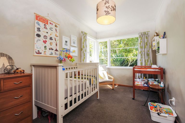 Photo of property in 1/15 Rosier Road, Glen Eden, Auckland, 0602