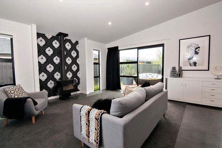 Photo of property in 6 Eldorado Place, Cromwell, 9310