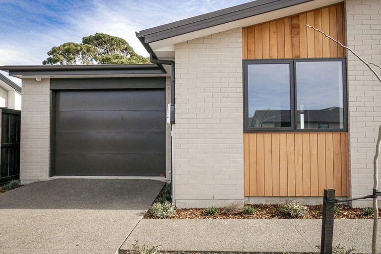 Photo of property in 24 Kekewai Place, Halswell, 8025