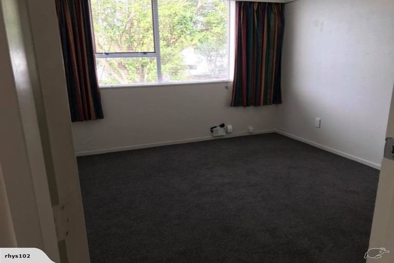 Photo of property in 3/24 Caesars Place, Churton Park, Wellington, 6037