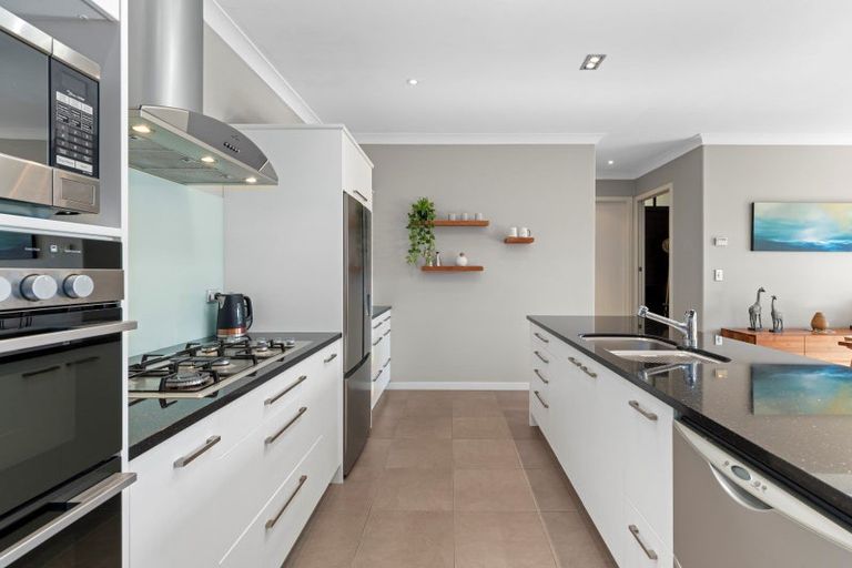 Photo of property in 21 Hawkridge Heights, Bethlehem, Tauranga, 3110