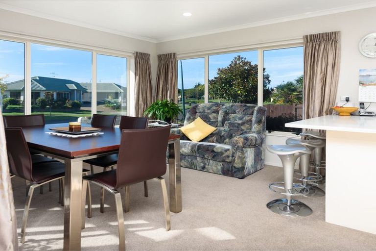 Photo of property in 29 Pacific Cove Drive, Papamoa Beach, Papamoa, 3118