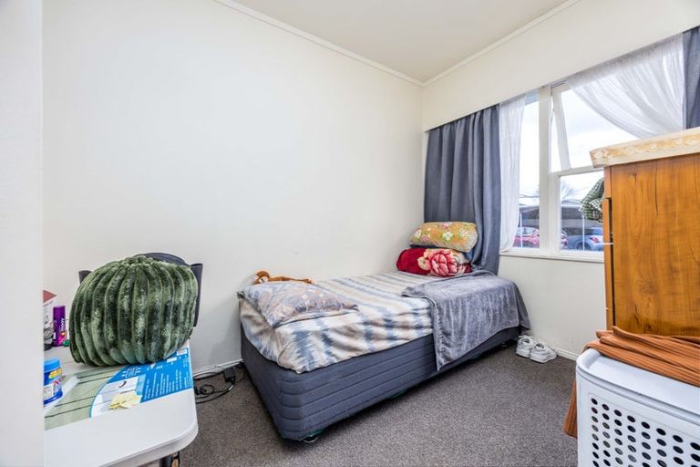 Photo of property in 28 Landscape Road, Papatoetoe, Auckland, 2025