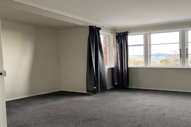 Photo of property in 10 Derby Street, Green Island, Dunedin, 9018