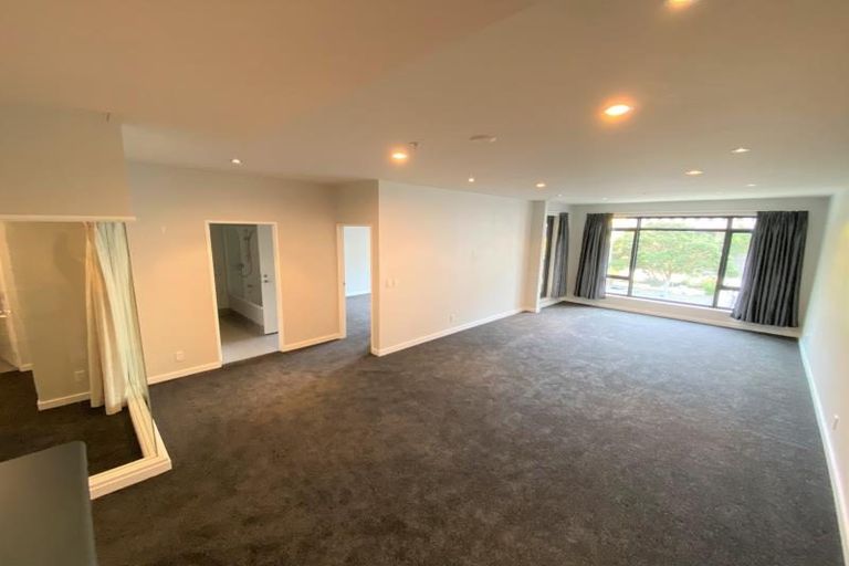 Photo of property in Kate Sheppard Apartments, 4h/42 Molesworth Street, Thorndon, Wellington, 6011
