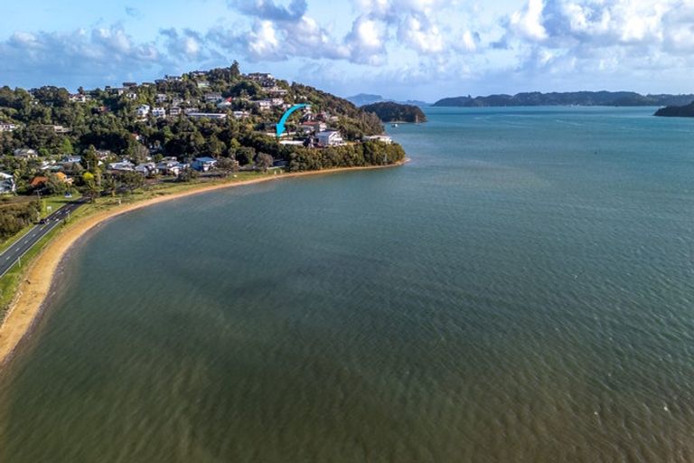 Photo of property in 18a Coutts Avenue, Paihia, 0200