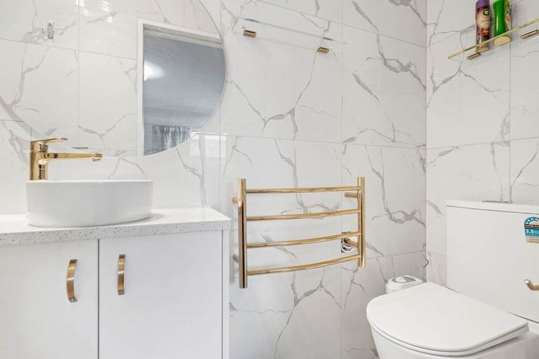 Photo of property in 4 Farmdale Court, Flat Bush, Auckland, 2019