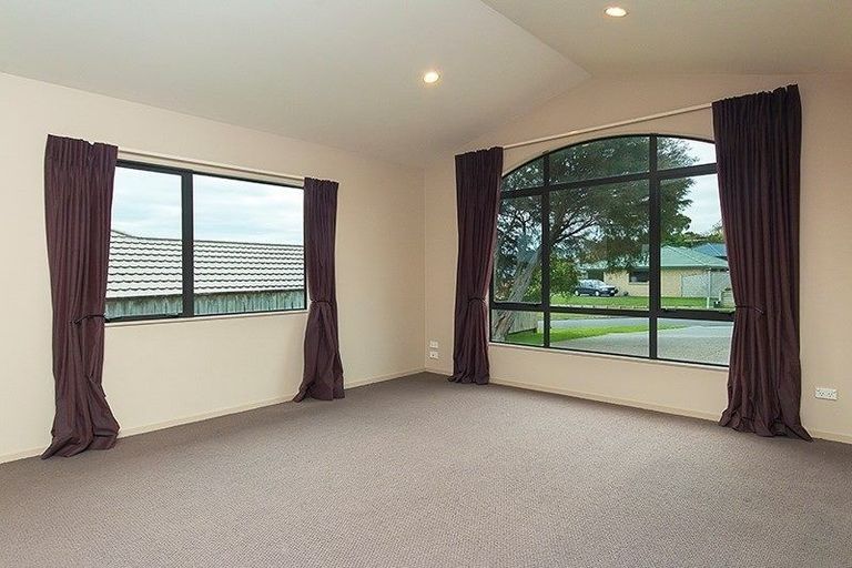 Photo of property in 2a Isabella Drive, Pukekohe, 2120