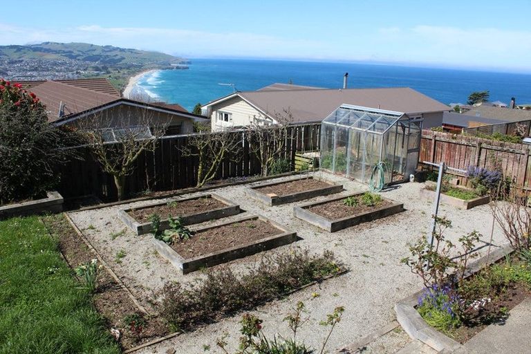 Photo of property in 61 Isadore Road, Saint Clair, Dunedin, 9012