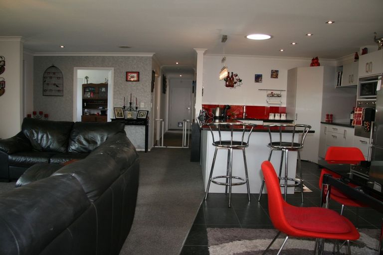 Photo of property in 18 Rata Avenue, Huntly, 3700