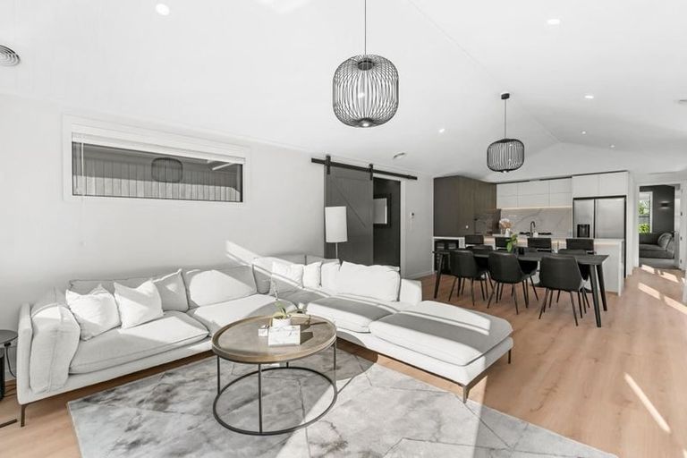 Photo of property in 9 Guardsman Place, Prebbleton, 7604