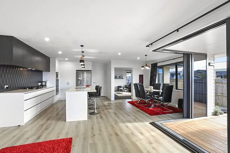 Photo of property in 4 Ellesmere Avenue, Bell Block, New Plymouth, 4312