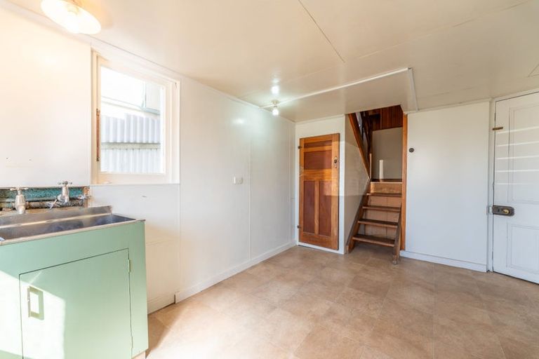 Photo of property in 23 Evans Street, Maori Hill, Timaru, 7910