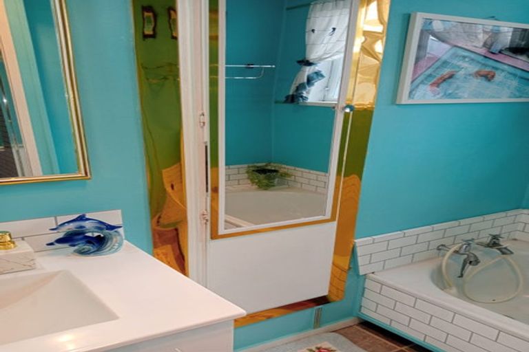 Photo of property in 11 Iredale Road, Hawera, 4610