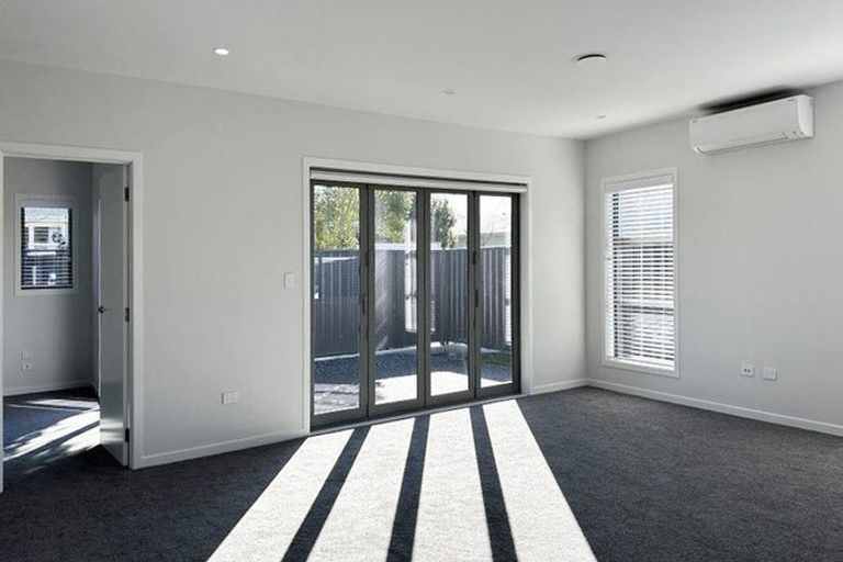 Photo of property in 17 George Yee Place, Taradale, 4112